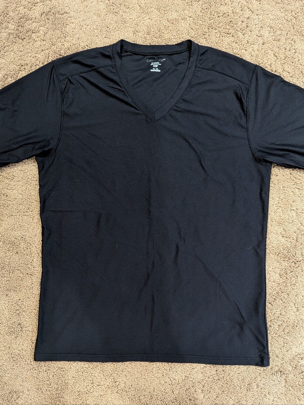 ExOfficio Give-N-Go 2.0 V-Neck T-Shirt - Men's XL / Black